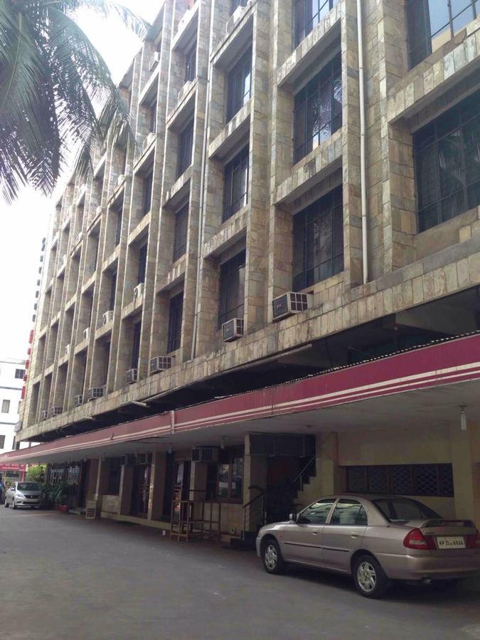 Sarovar Hotel Visakhapatnam Exterior photo